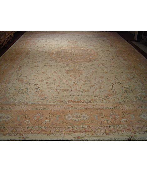 One-of-a-Kind  Tabriz 471426 Ivory